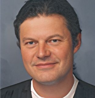 Herr Klaus Grüninger